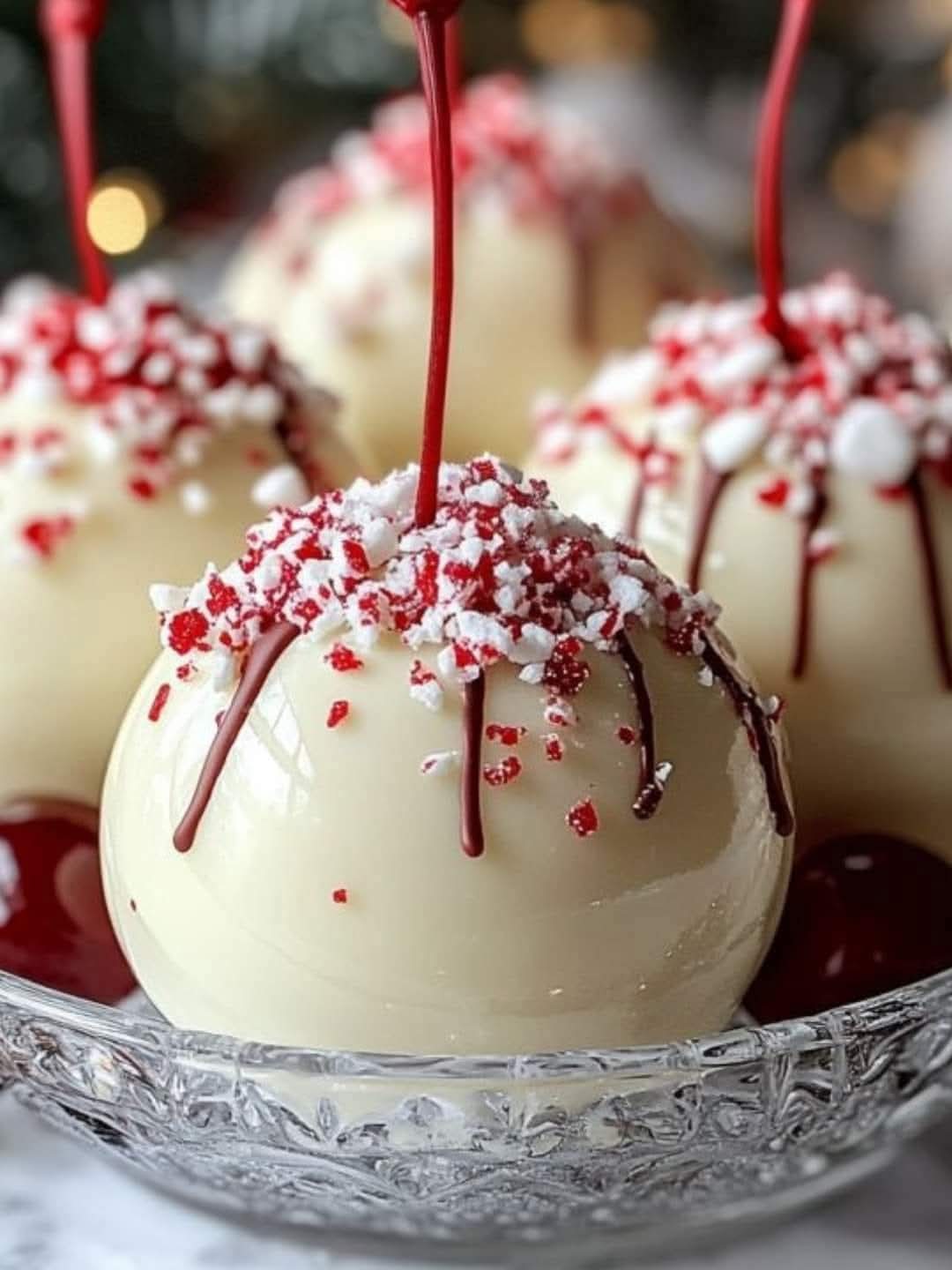 These Christmas bombs are a hit every single year! Making them again