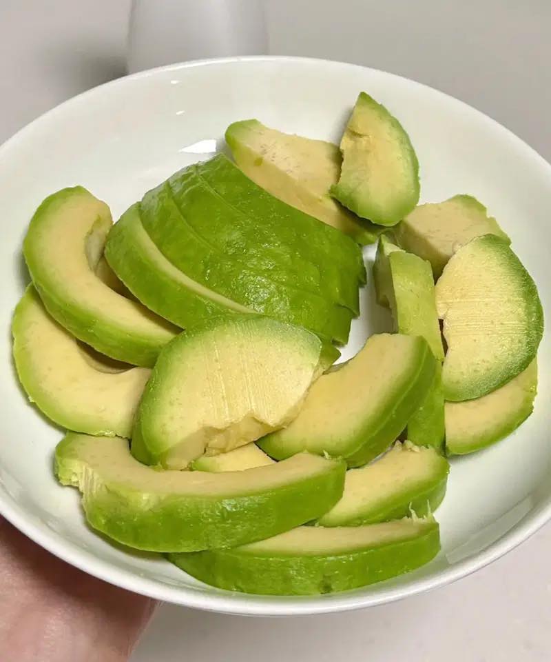 Doctors Reveal That Eating Avocados
